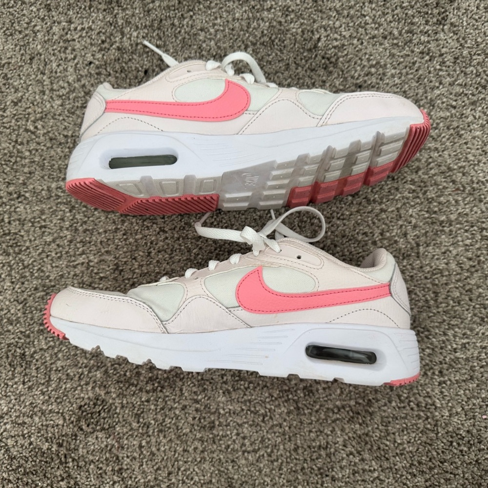 Nike Women's Athletic Shoes - Pink and White